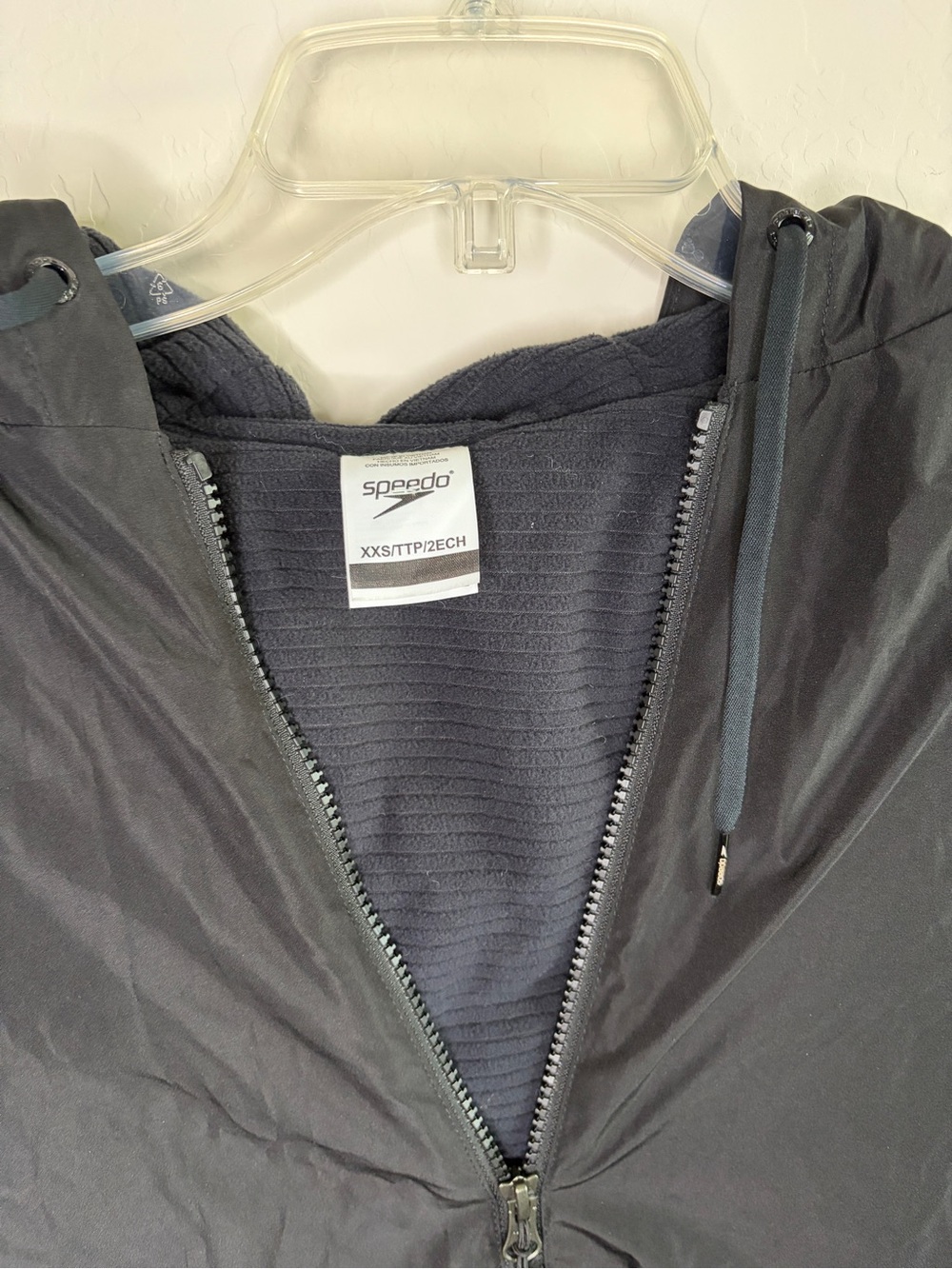 Speedo Black Long Hooded Waterproof Raincoat - Picture 4 of 6